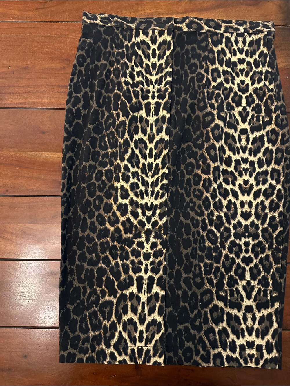 Hell Bunny Leopard Print Pencil Skirt - Black and Tan - Picture 3 of 11